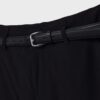 Fließende, elegante Hose mit geradem Bein und Gürtel