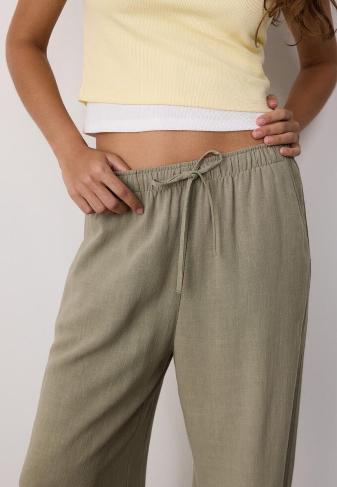 Fließende Hose in Leinenoptik Fließende Hose in Leinenoptik