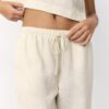 Fließende Hose mit Metallic-Fäden in Leinenoptik Fließende Hose mit Metallic-Fäden in Leinenoptik