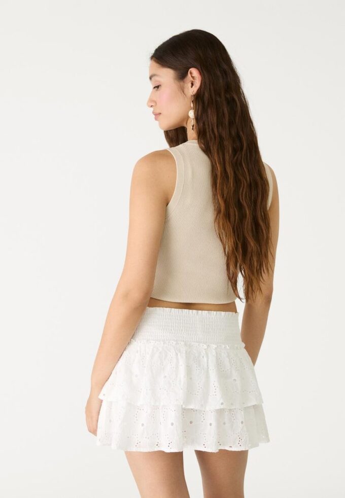Fließende Skort mit Stickerei Fließende Skort mit Stickerei