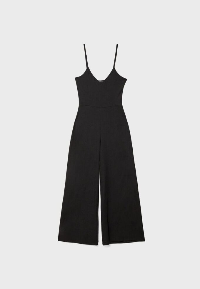 Fließender Jumpsuit mit Trägern