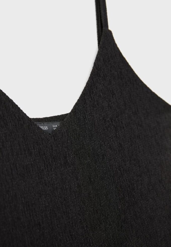 Fließender Jumpsuit mit Trägern