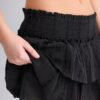 Fließender Skort mit Rüschen Fließender Skort mit Rüschen