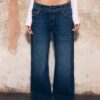 Gerade Jeans mit Nietenbund