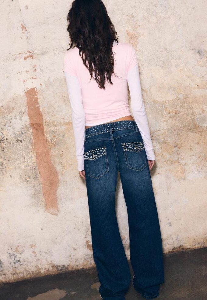 Gerade Jeans mit Nietenbund