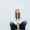 Geraffter Body aus Polyamid mit V-Ausschnitt Geraffter Body aus Polyamid mit V-Ausschnitt