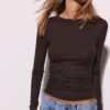 Geripptes Langarm-T-Shirt