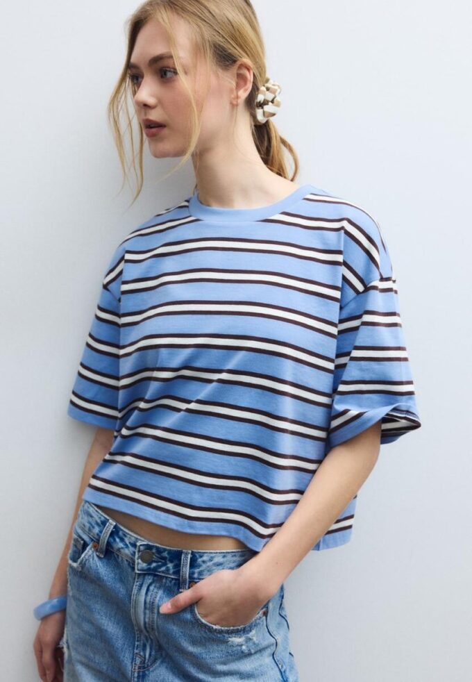 Gestreiftes Kurzarm-T-Shirt