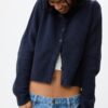 Gestrickte Jacke mit Knopfleiste