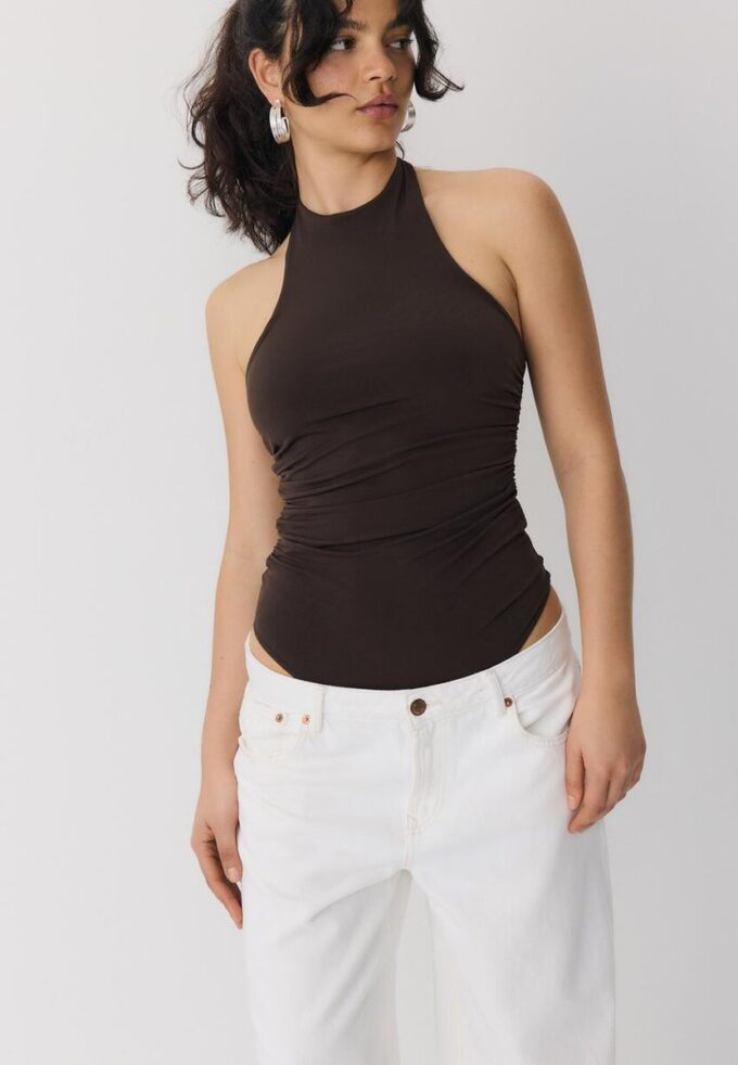 Halter-Body
