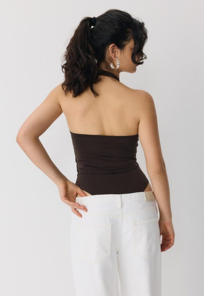 Halter-Body