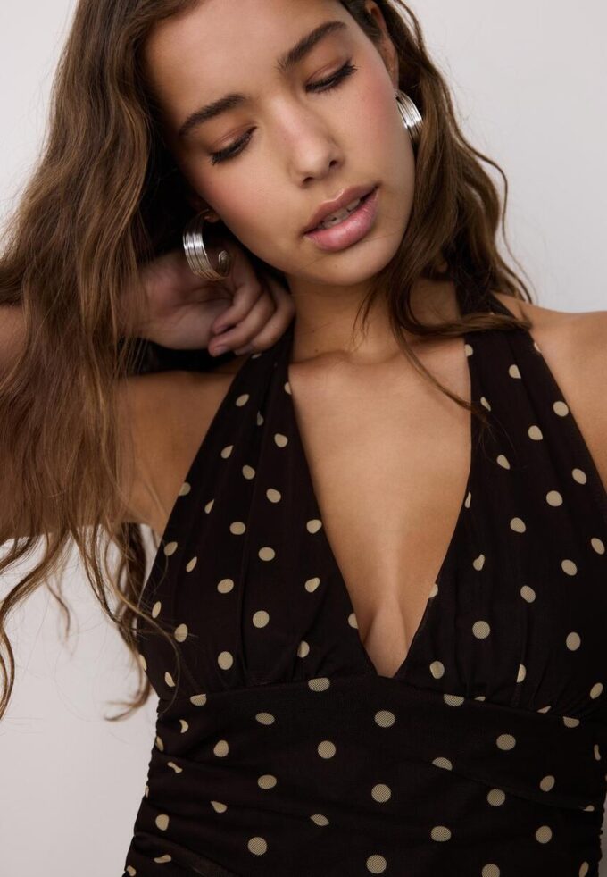 Halter-Oberteil aus Netzstoff mit Polka-Dots Halter-Oberteil aus Netzstoff mit Polka-Dots