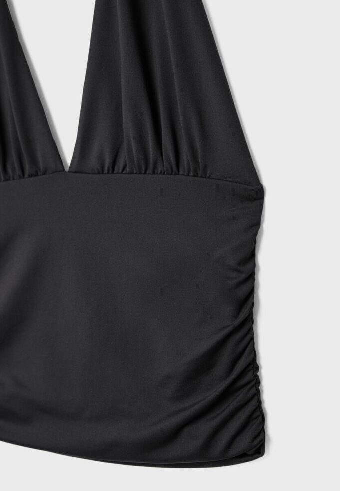 Halter-Oberteil mit gerafftem Bindeband am Hals