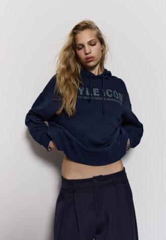 Hoodie mit Strasssteinen