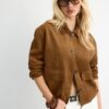 Jacke aus Kunstwildleder mit Taschen