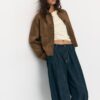 Jacke aus Kunstwildleder mit Taschen