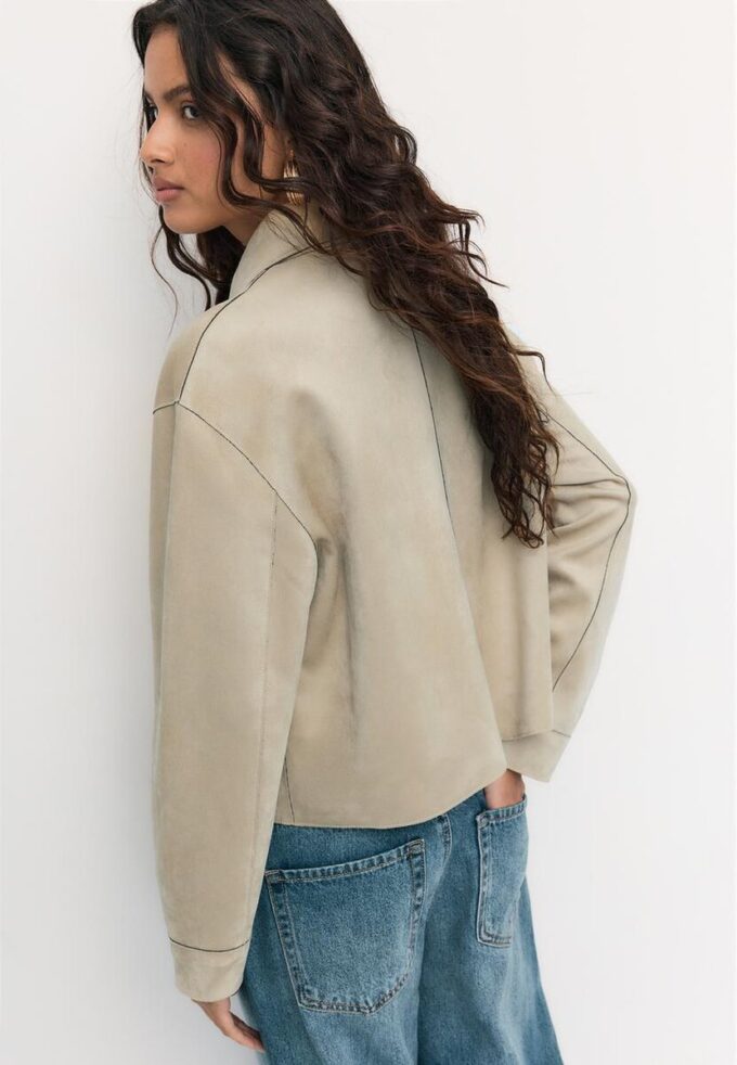 Jacke aus Kunstwildleder mit Taschen