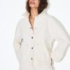 Jacke mit aufgesetzten Taschen Jacke mit aufgesetzten Taschen