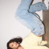 Jeans mit niedriger Leibhöhe und ausgestellten Beinen