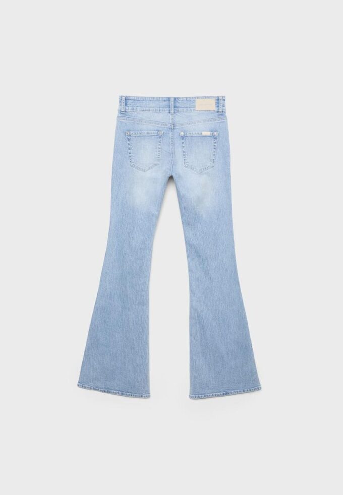 Jeans mit niedriger Leibhöhe und Nahttaschen