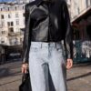 Jeans mit niedriger Leibhöhe und Wide Leg mit Strasssteinen