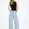 Jeans mit niedriger Leibhöhe und Wide Leg mit Strasssteinen