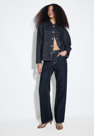 Jeansjacke mit Taschen Jeansjacke mit Taschen