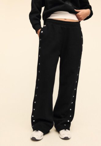 Jogginghose mit Nieten-Details