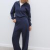 Jogginghose mit weitem Bein