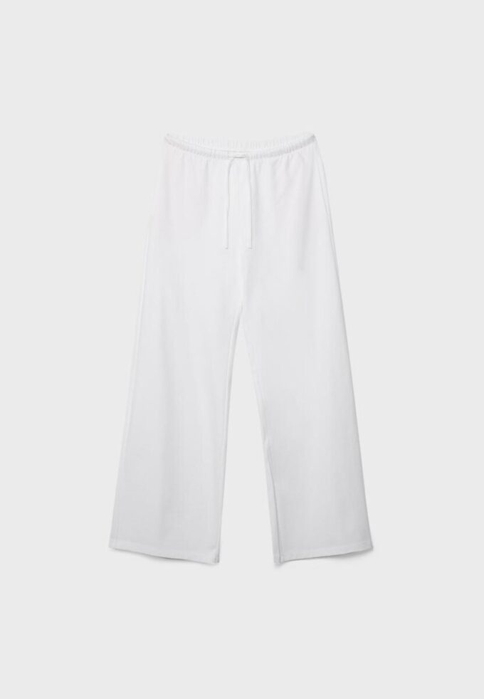 Jogginghose mit weitem Bein
