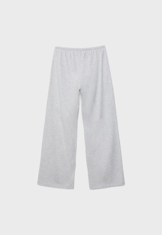 Jogginghose mit weitem Bein