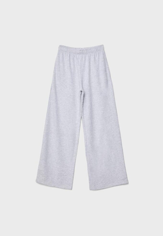 Jogginghose mit weitem Bein