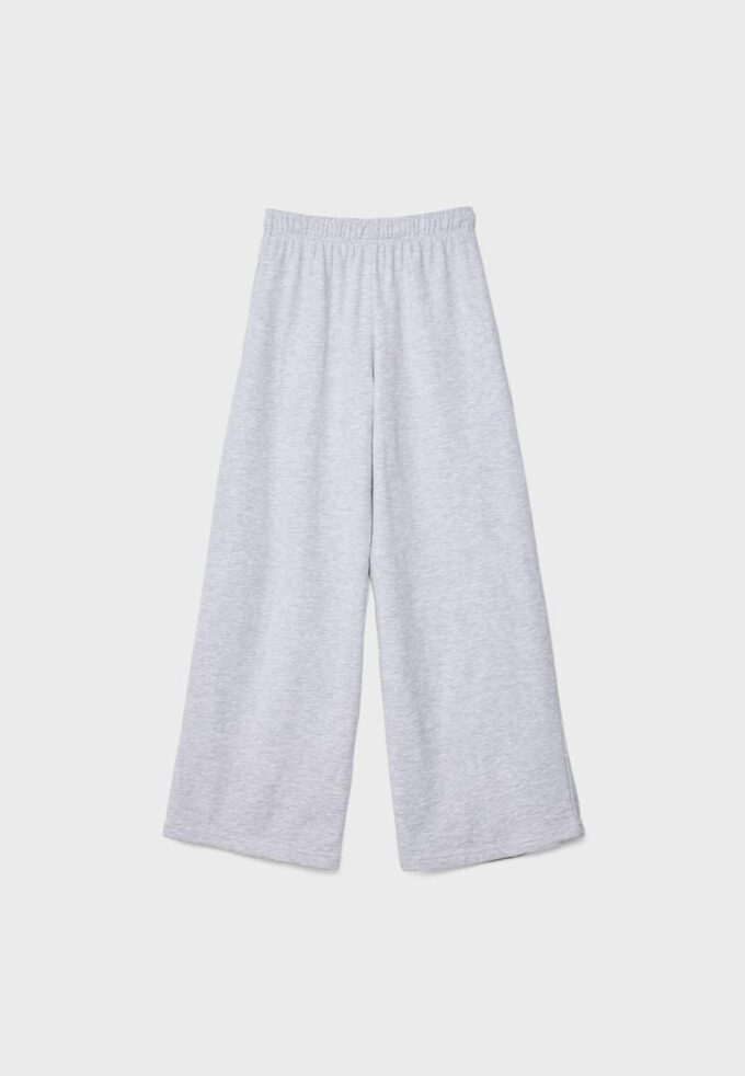 Jogginghose mit weitem Bein