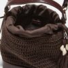 Kombinierte Bucket Bag aus Häkelstoff Kombinierte Bucket Bag aus Häkelstoff