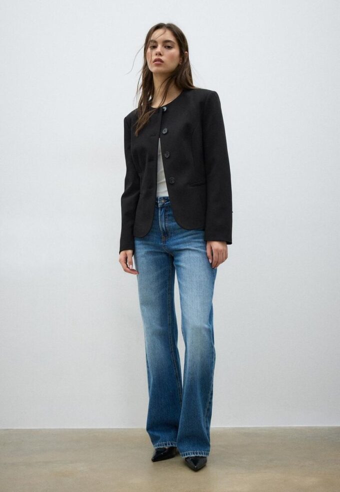Kragenloser Blazer Kragenloser Blazer
