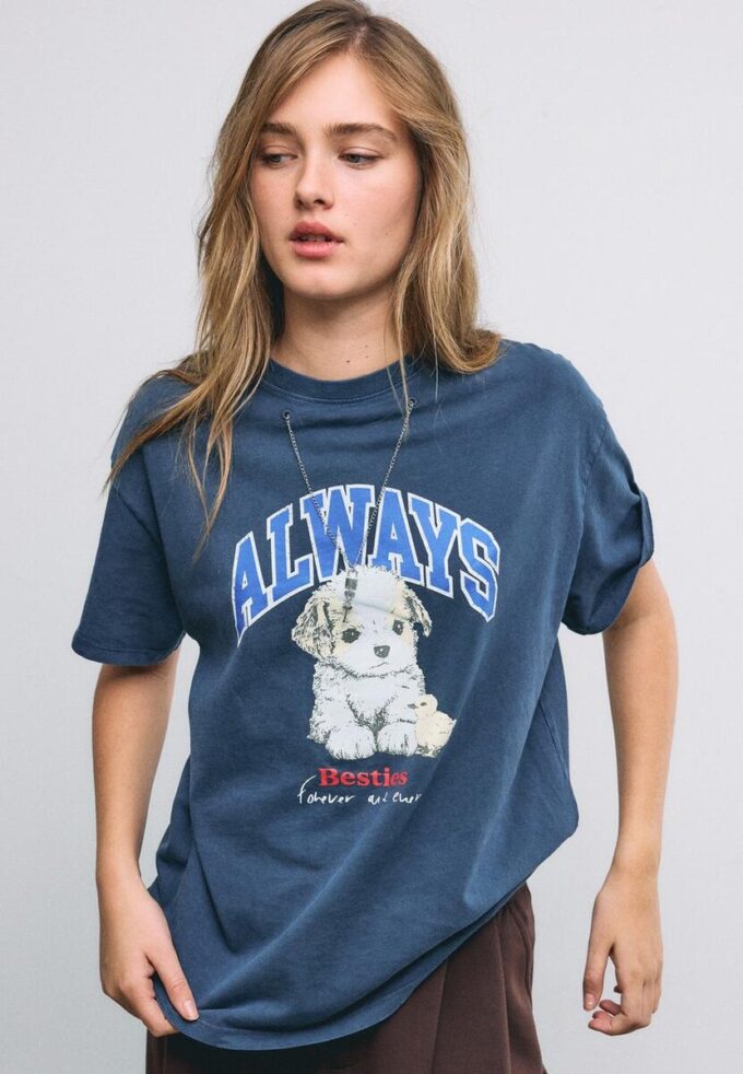 Kurzarm-T-Shirt mit Grafik und Applikation