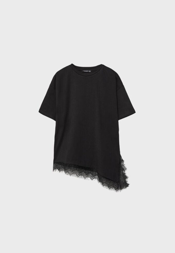 Kurzarm-T-Shirt mit Spitzenbesatz Kurzarm-T-Shirt mit Spitzenbesatz