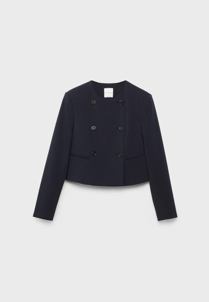 Kurzer Blazer mit Rundhalsausschnitt Kurzer Blazer mit Rundhalsausschnitt
