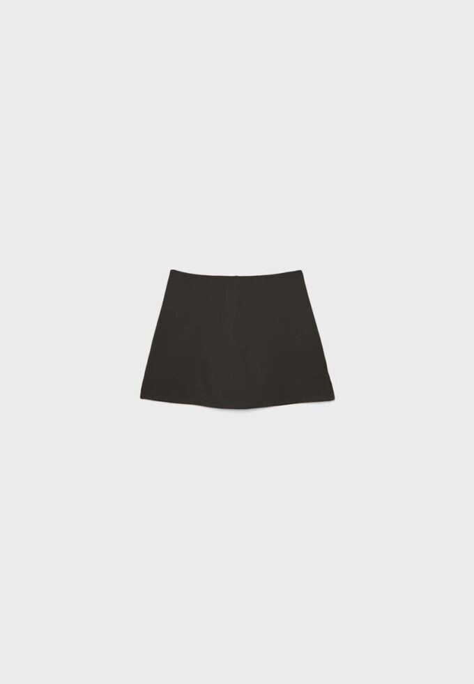 Kurzer Skort