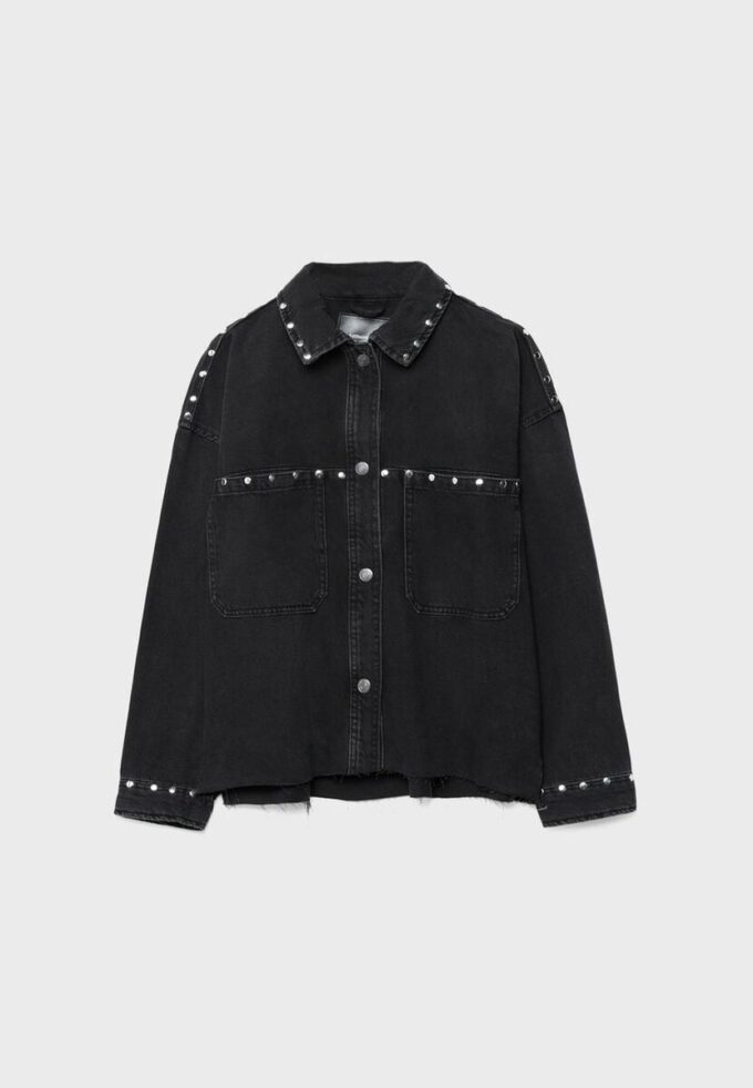 Kurzes Denim-Overshirt mit Nieten