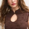 Kurzes Kleid im Qipao-Stil
