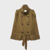 Kurzes Trenchcoat mit hohem Kragen Kurzes Trenchcoat mit hohem Kragen
