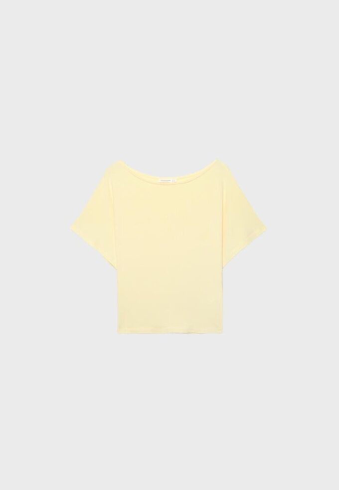 Kurzärmeliges T-Shirt mit U-Boot-Ausschnitt Kurzärmeliges T-Shirt mit U-Boot-Ausschnitt