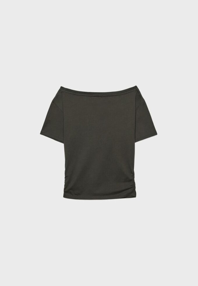 Kurzärmeliges T-Shirt mit U-Boot-Ausschnitt und Raffungen