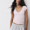 Kurzärmeliges T-Shirt mit V-Ausschnitt und Spitze