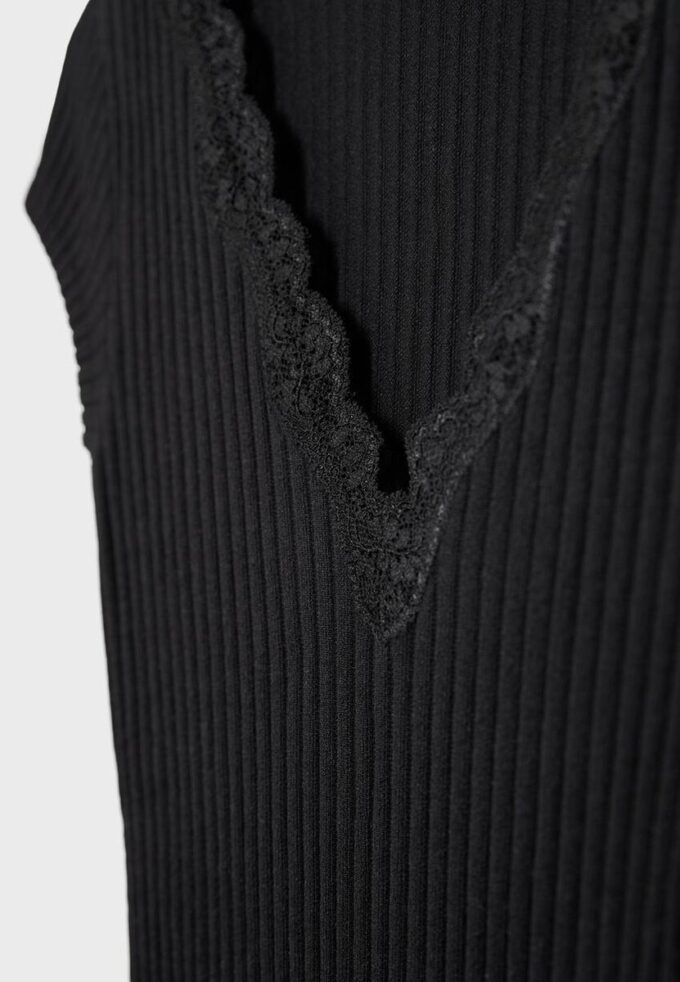 Kurzärmeliges T-Shirt mit V-Ausschnitt und Spitze