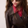 Langer Trenchcoat aus Kunstleder Langer Trenchcoat aus Kunstleder