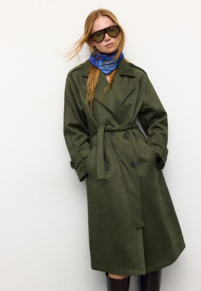 Langer Trenchcoat aus Kunstwildleder Langer Trenchcoat aus Kunstwildleder
