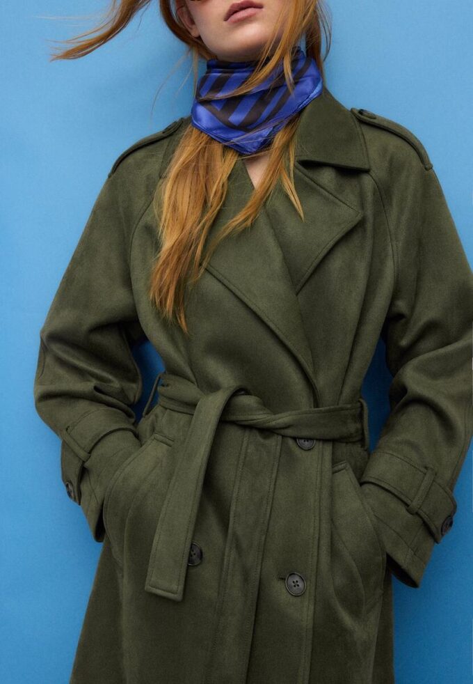 Langer Trenchcoat aus Kunstwildleder Langer Trenchcoat aus Kunstwildleder