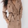Langer Trenchcoat aus Kunstwildleder Langer Trenchcoat aus Kunstwildleder